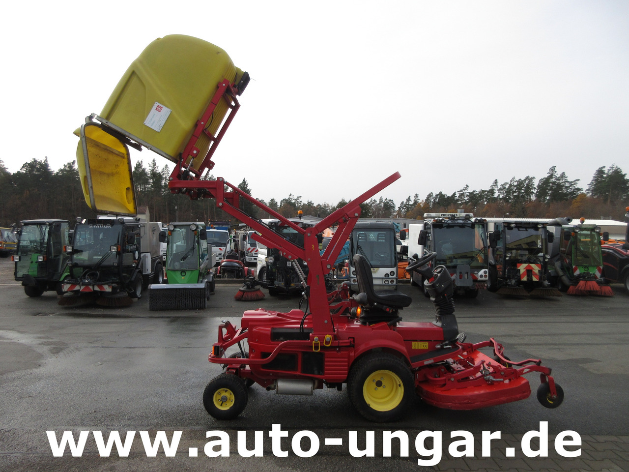 Maquinaria de henificación Ferrari PG280D Hochentleerung Hydrostat Kubota Diesel Parkmäher Mäher: foto 10