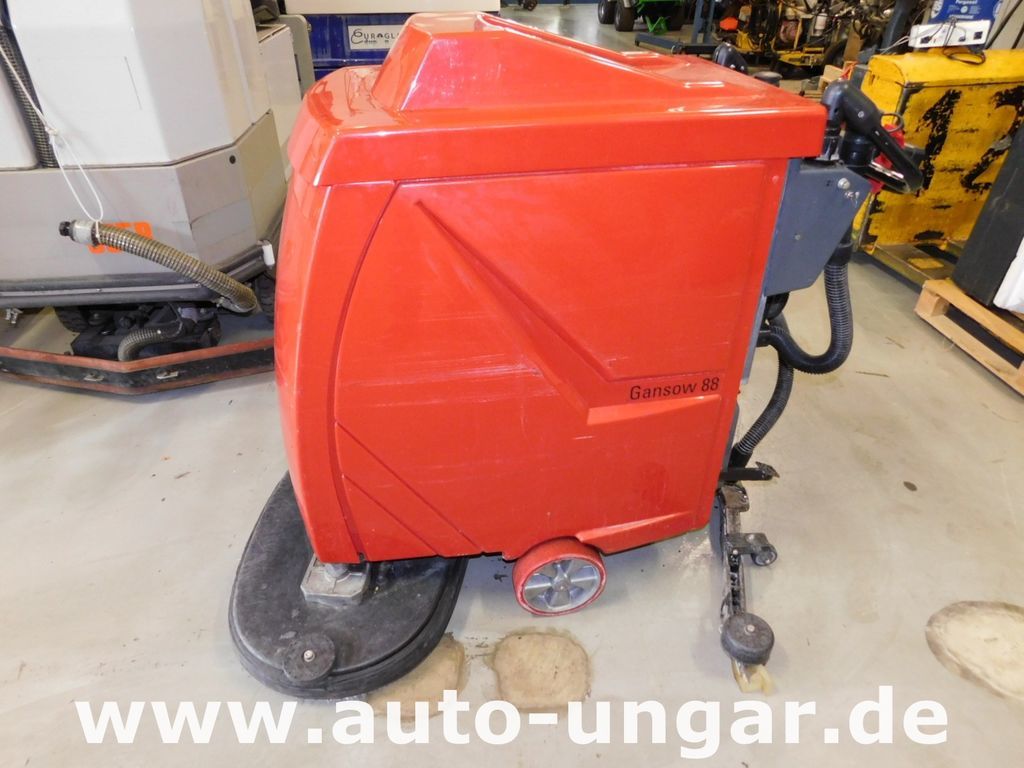 Gansow 88 mit eigenem Antrieb 24V inkl. Ladegerät - Fregadora: foto 1 Gansow 88 mit eigenem Antrieb 24V inkl. Ladegerät - Fregadora: foto 1