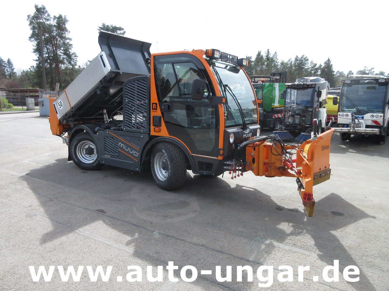 Holder Rasco Muvo 4x4x4 Winterdienst Schneepflug Streuer Multicar Kipper - Máquina quitanieve: foto 1 Holder Rasco Muvo 4x4x4 Winterdienst Schneepflug Streuer Multicar Kipper - Máquina quitanieve: foto 1