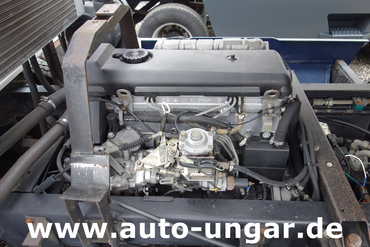 Remolcador de aviones Multicar M26 Champion Flugzeugschlepper Doka GSE Airport Push Back Industrieschlepper: foto 30 Remolcador de aviones Multicar M26 Champion Flugzeugschlepper Doka GSE Airport Push Back Industrieschlepper: foto 30