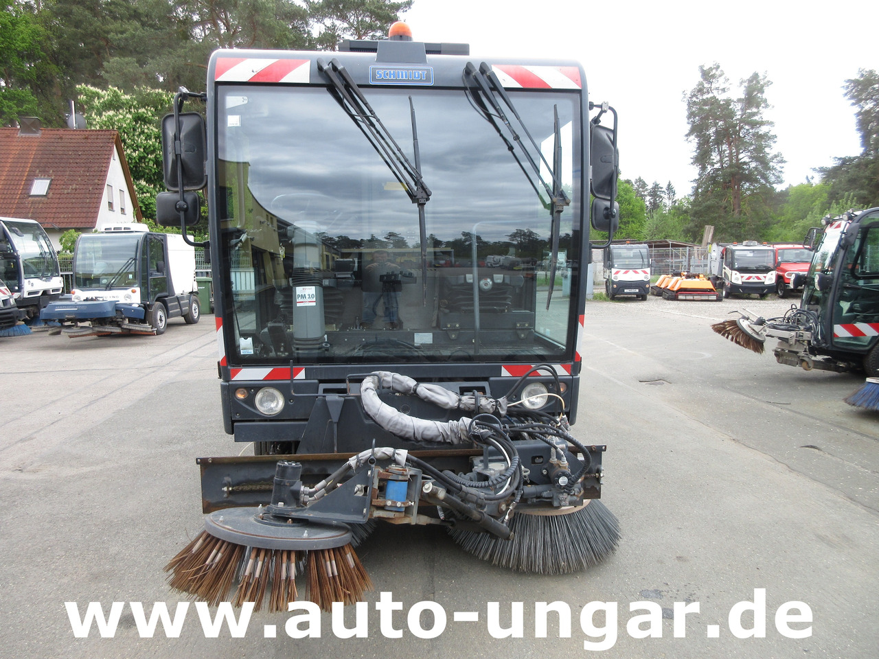 Schmidt Cleango 500 CS556 Euro 6 mit Wildkrautbesen Kehrmaschine aus 1. Hand - Barredora vial: foto 2 Schmidt Cleango 500 CS556 Euro 6 mit Wildkrautbesen Kehrmaschine aus 1. Hand - Barredora vial: foto 2