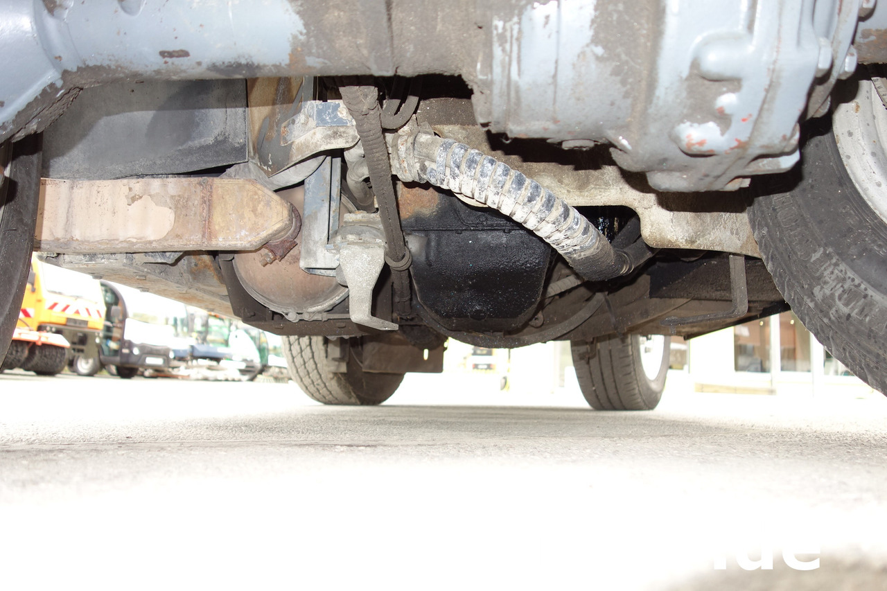 Vehículo municipal Boschung S3 Wasserfass Kipper 4-Rad-Lenkung Multicar Kommunalfahrzeug Geräteträger: foto 7