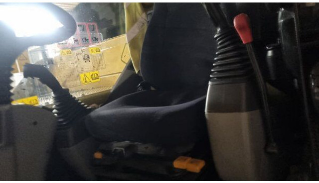 Komatsu PW 138 MR - Excavadora de ruedas: foto 4 Komatsu PW 138 MR - Excavadora de ruedas: foto 4