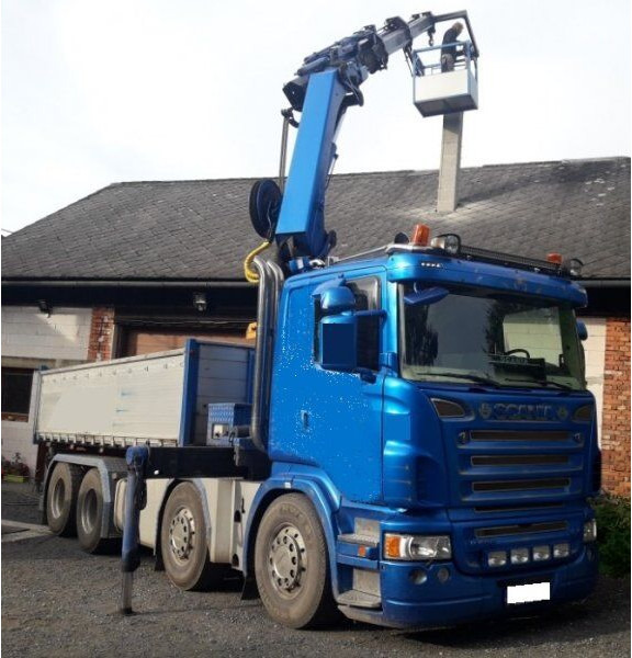 Scania 8x4 bord. R500 +23m crane - Camión volquete, Camión grúa: foto 1 Scania 8x4 bord. R500 +23m crane - Camión volquete, Camión grúa: foto 1