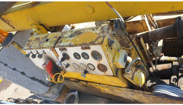 Schwing 25m BPL 601 +6x6 Tatra 815 (DOCS/KFZ MACHINE +1 no docs/kein kfz - Bomba de hormigón: foto 5 Schwing 25m BPL 601 +6x6 Tatra 815 (DOCS/KFZ MACHINE +1 no docs/kein kfz - Bomba de hormigón: foto 5