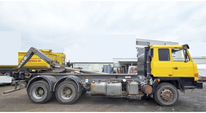 Tatra 815 - Camión multibasculante: foto 1 Tatra 815 - Camión multibasculante: foto 1