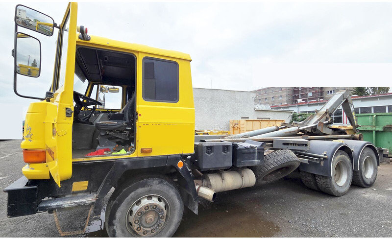 Tatra 815 - Camión multibasculante: foto 3 Tatra 815 - Camión multibasculante: foto 3