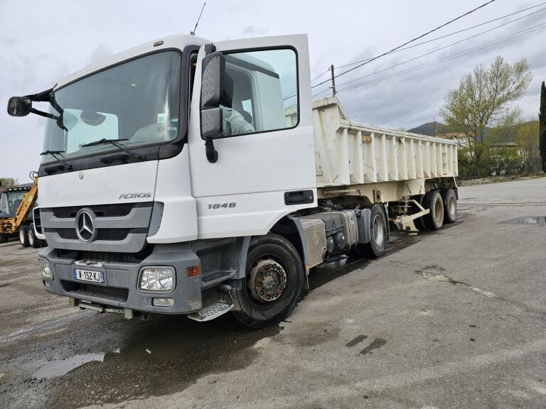 Mercedes Actros 1846 - Cabeza tractora, Semirremolque volquete: foto 1 Mercedes Actros 1846 - Cabeza tractora, Semirremolque volquete: foto 1