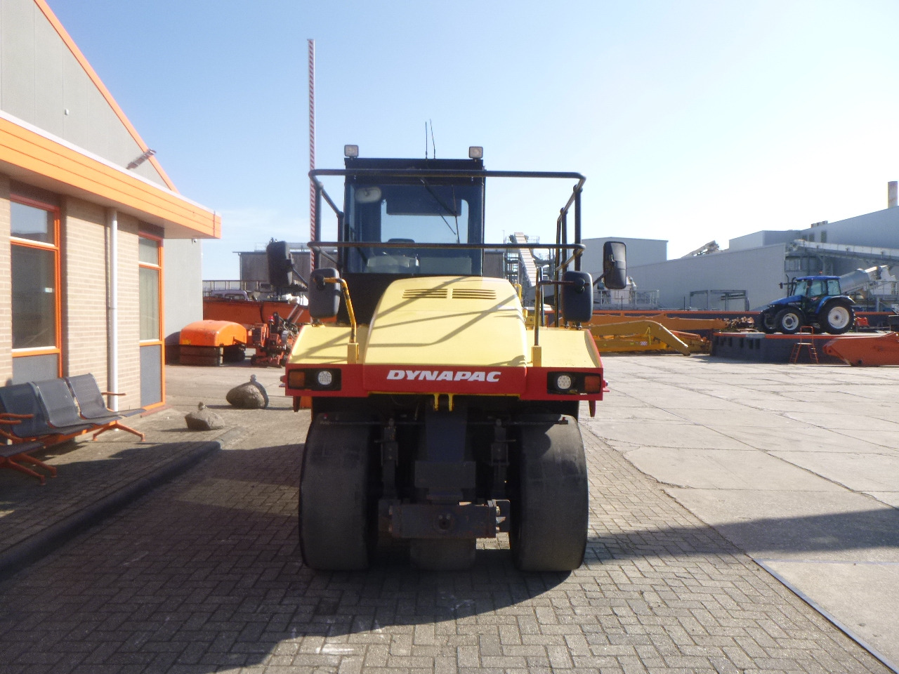 Leasing de DYNAPAC CP215(HITACHI) DYNAPAC CP215(HITACHI): foto 6