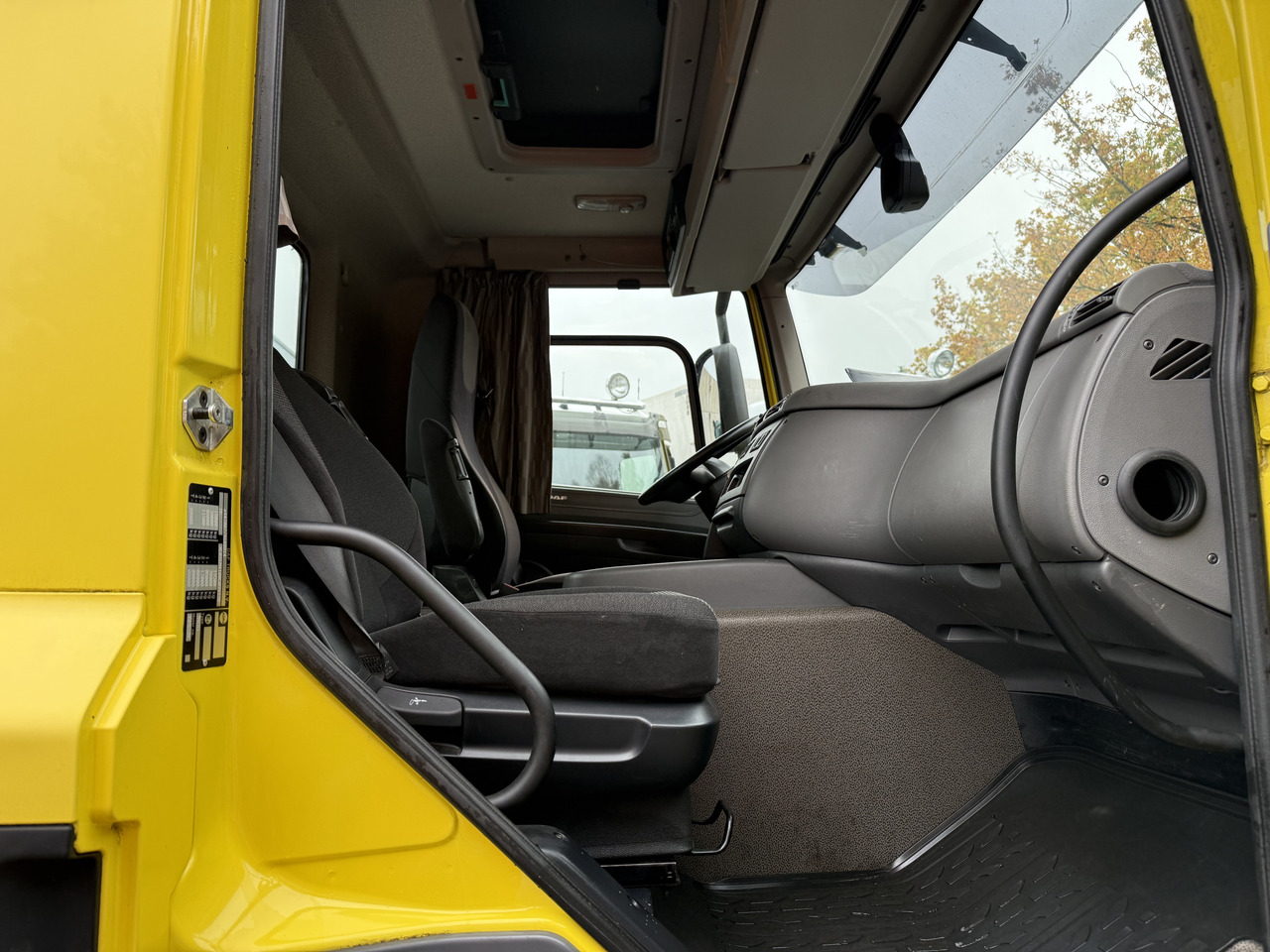 Daf CF 370 4X2 - Cabeza tractora: foto 3 Daf CF 370 4X2 - Cabeza tractora: foto 3