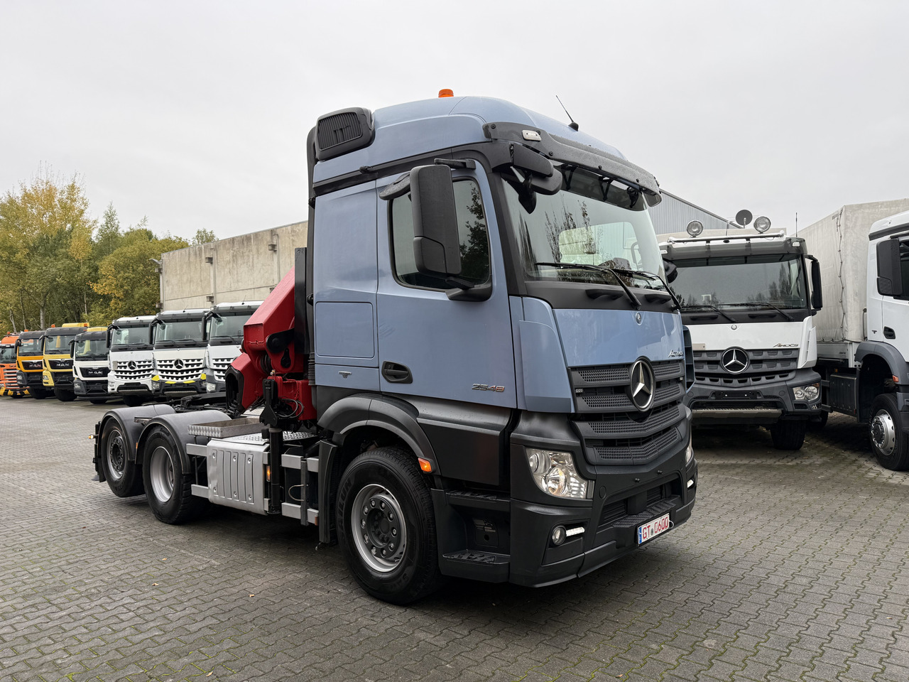 Cabeza tractora Mercedes-Benz Actros 2548 LS 6X2 Kran HMF 3220 bis 16 Meter: foto 12