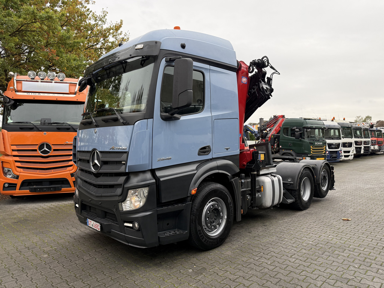 Cabeza tractora Mercedes-Benz Actros 2548 LS 6X2 Kran HMF 3220 bis 16 Meter: foto 10