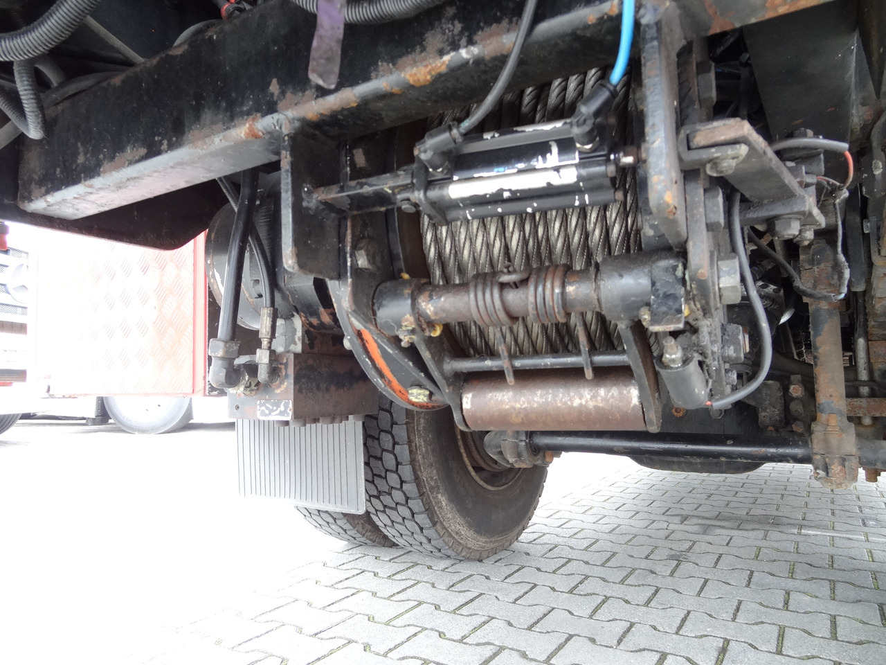 MAN F90 16.242 4X4 / Feuerwehr - Camión chasis: foto 5 MAN F90 16.242 4X4 / Feuerwehr - Camión chasis: foto 5