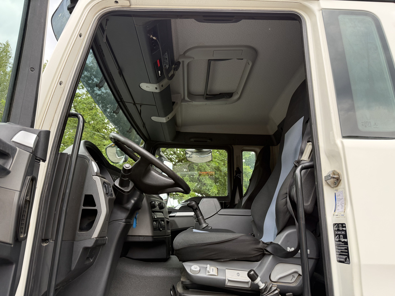 MAN TGS 26.400 6X6 BB Meiller - Camión volquete: foto 5 MAN TGS 26.400 6X6 BB Meiller - Camión volquete: foto 5