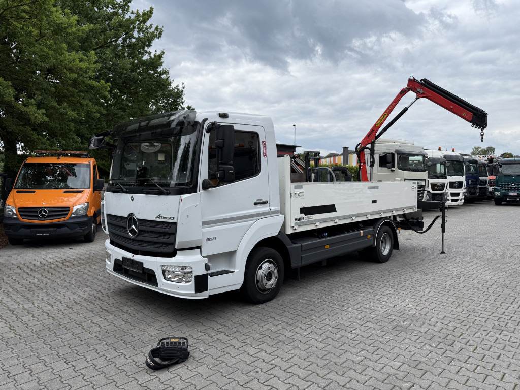 Mercedes-Benz Atego 821 Kran Palfinger PK4200 - Camión caja abierta, Camión grúa: foto 1 Mercedes-Benz Atego 821 Kran Palfinger PK4200 - Camión caja abierta, Camión grúa: foto 1