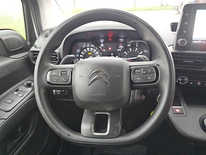 Leasing de Citroën Berlingo 1.2 L1 Benzine Automaat! Citroën Berlingo 1.2 L1 Benzine Automaat!: foto 11