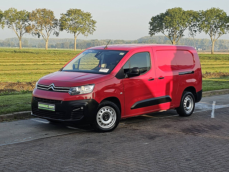 Citroën Berlingo 1.4 XL 130 AUT. 34 dkm. - Furgoneta caja cerrada: foto 2 Citroën Berlingo 1.4 XL 130 AUT. 34 dkm. - Furgoneta caja cerrada: foto 2