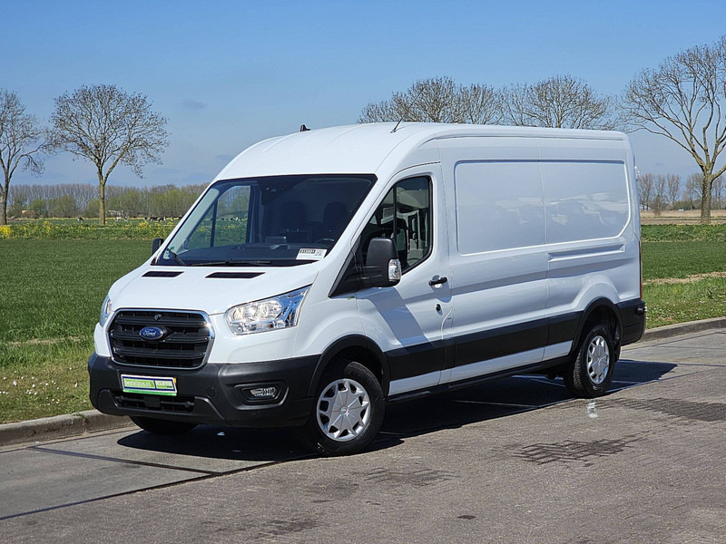 Ford Transit 350 AC NAVI CAMERA EURO6 - Furgón: foto 2 Ford Transit 350 AC NAVI CAMERA EURO6 - Furgón: foto 2