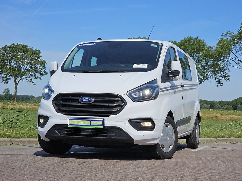 Ford Transit Custom 2.0 L2H1 Dub.- Cab. Navi - Furgoneta pequeña: foto 1 Ford Transit Custom 2.0 L2H1 Dub.- Cab. Navi - Furgoneta pequeña: foto 1
