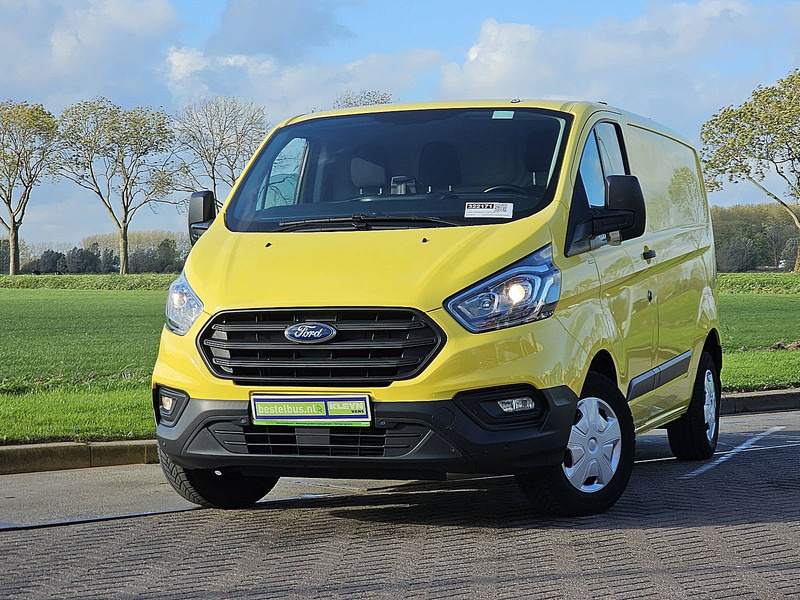Ford Transit Custom 2.0 ac EURO6 - Furgoneta pequeña: foto 1 Ford Transit Custom 2.0 ac EURO6 - Furgoneta pequeña: foto 1