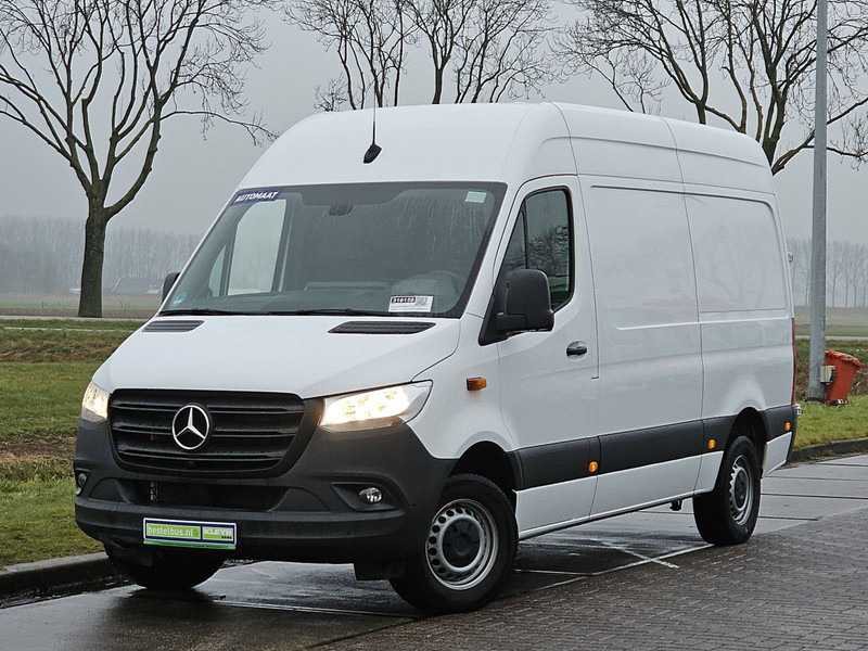 Mercedes-Benz Sprinter 317 L2H2 Mbux RWD Euro6! - Furgón: foto 2 Mercedes-Benz Sprinter 317 L2H2 Mbux RWD Euro6! - Furgón: foto 2