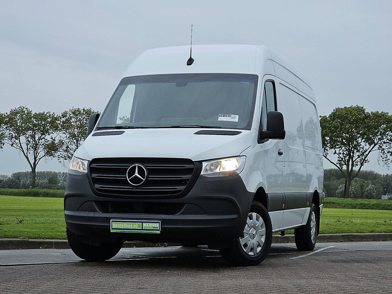 Mercedes-Benz Sprinter 317 L2H2 Navi RWD - Furgón: foto 1 Mercedes-Benz Sprinter 317 L2H2 Navi RWD - Furgón: foto 1