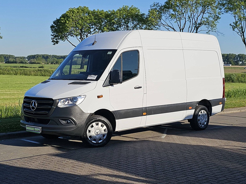 Mercedes-Benz Sprinter 317 L2H2 Navi RWD! - Furgón: foto 2 Mercedes-Benz Sprinter 317 L2H2 Navi RWD! - Furgón: foto 2