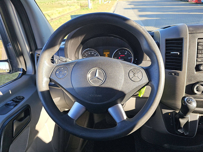 Furgón Mercedes-Benz Sprinter 319 L2H2 V6 3.0 3.5T-AHG: foto 9