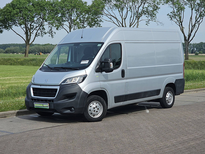 Peugeot Boxer 330 ac EURO6 - Furgoneta pequeña: foto 2 Peugeot Boxer 330 ac EURO6 - Furgoneta pequeña: foto 2