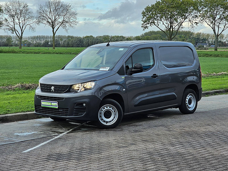 Peugeot Partner  1.5 BHDI 102 - Furgoneta caja cerrada: foto 2 Peugeot Partner  1.5 BHDI 102 - Furgoneta caja cerrada: foto 2