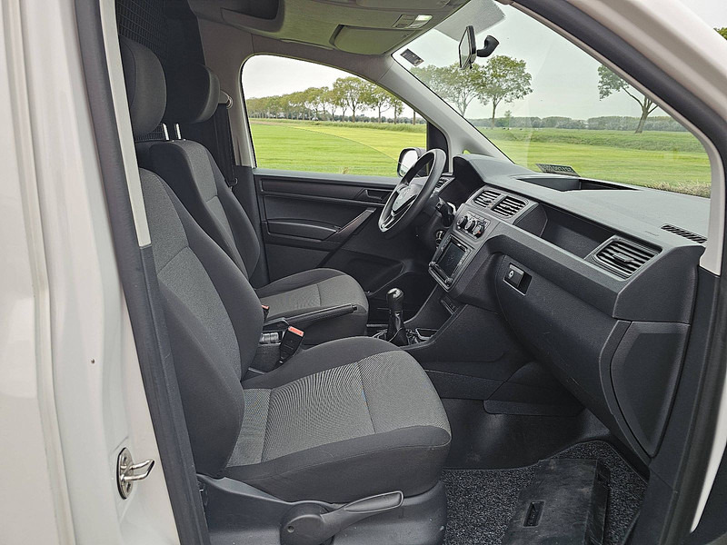 Furgoneta pequeña Volkswagen Caddy 2.0 TDi L1 H1 BMT Trendl: foto 7