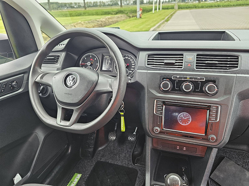 Furgoneta pequeña Volkswagen Caddy 2.0 TDi L1 H1 BMT Trendl: foto 8