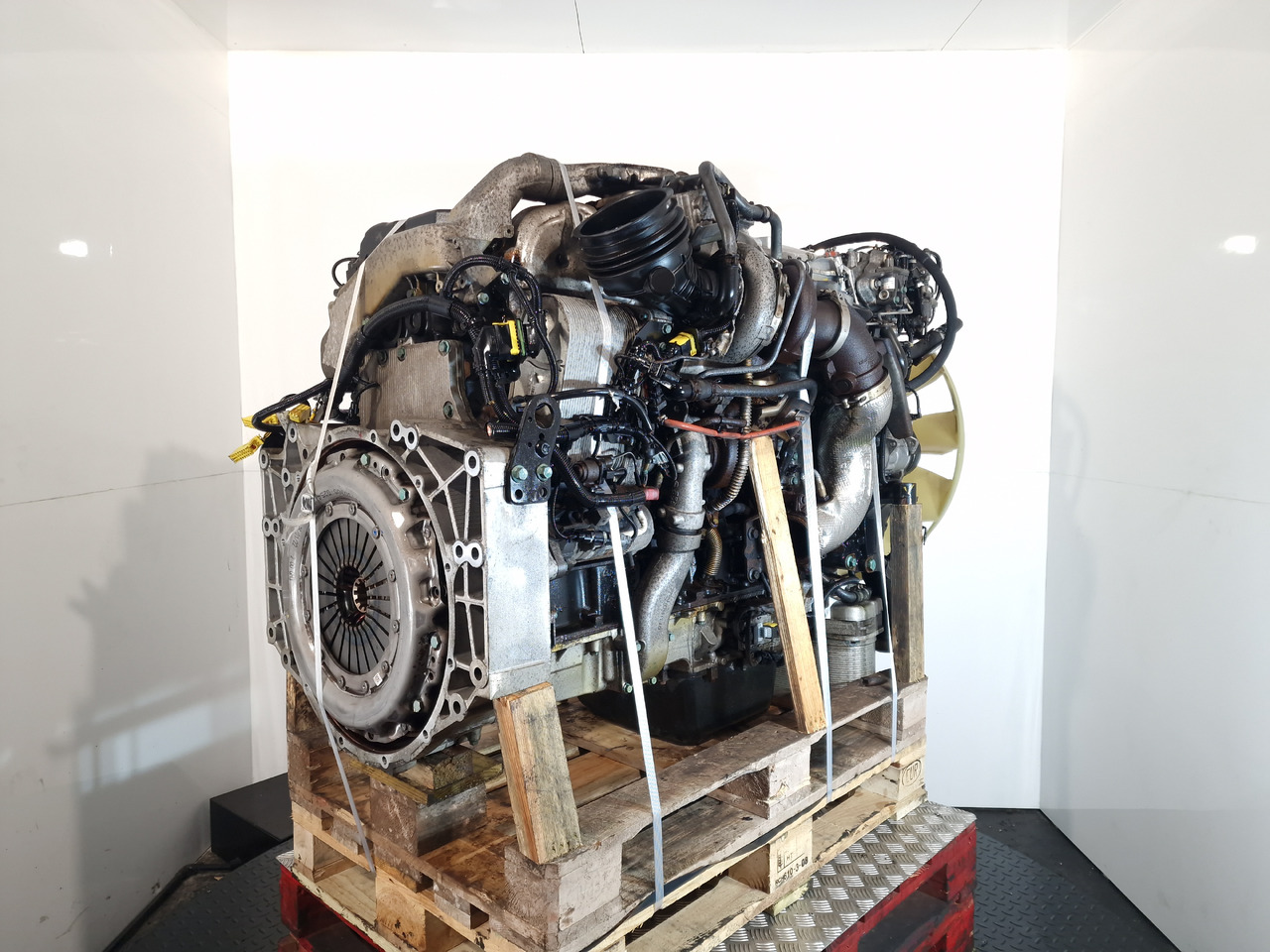 MAN D2676 LF51 Engine (Truck) - Motor para Camión: foto 1 MAN D2676 LF51 Engine (Truck) - Motor para Camión: foto 1