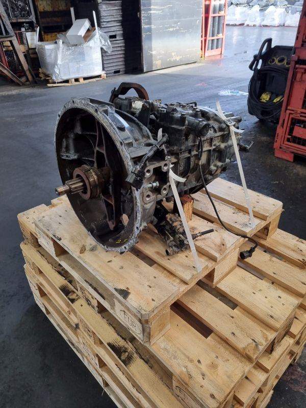 ZF 6S800TO - Caja de cambios: foto 5 ZF 6S800TO - Caja de cambios: foto 5