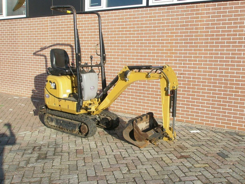 Caterpillar 300.9 - Miniexcavadora: foto 3 Caterpillar 300.9 - Miniexcavadora: foto 3
