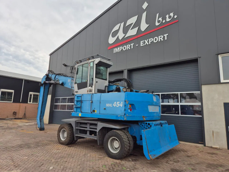 Fuchs MHL454 - Manipulador de materiales: foto 4 Fuchs MHL454 - Manipulador de materiales: foto 4