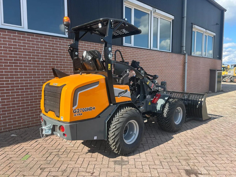 Giant G2700 - Minicargadora de cadenas: foto 4 Giant G2700 - Minicargadora de cadenas: foto 4