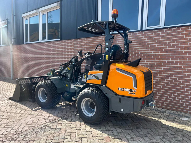 Giant G2700 - Minicargadora de cadenas: foto 3 Giant G2700 - Minicargadora de cadenas: foto 3