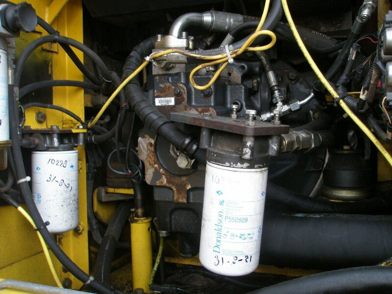 Excavadora de ruedas Komatsu PW140-7: foto 6