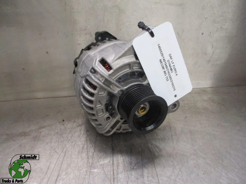 DAF 1400520/1401948/2165385/2165376 DAF LF 230 EURO 6 NIEUWE EN GEBRUIKT - Alternador para Camión: foto 1 DAF 1400520/1401948/2165385/2165376 DAF LF 230 EURO 6 NIEUWE EN GEBRUIKT - Alternador para Camión: foto 1