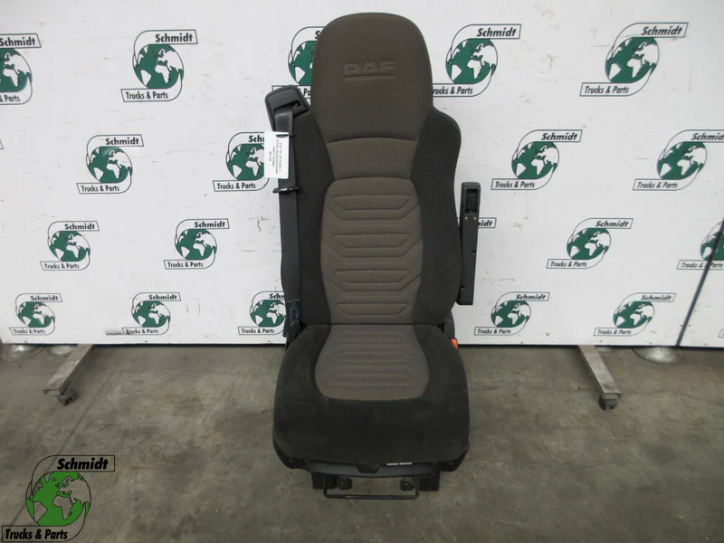 DAF 1815860// BIJRIJDERSTOEL DAF CF XF EURO 5 EEV MODEL 2014 - Asiento para Camión: foto 1 DAF 1815860// BIJRIJDERSTOEL DAF CF XF EURO 5 EEV MODEL 2014 - Asiento para Camión: foto 1