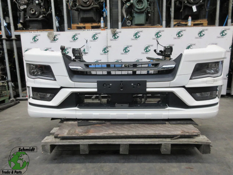 MAN 81.41610-5857 // 81.25101-6821 // 81.25101-6822 COMPLETEN BUMPER TGS 2023 - Parachoques para Camión: foto 1 MAN 81.41610-5857 // 81.25101-6821 // 81.25101-6822 COMPLETEN BUMPER TGS 2023 - Parachoques para Camión: foto 1