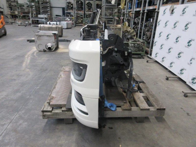 MAN 81.41610-5857 // 81.25101-6821 // 81.25101-6822 COMPLETEN BUMPER TGS 2023 - Parachoques para Camión: foto 3 MAN 81.41610-5857 // 81.25101-6821 // 81.25101-6822 COMPLETEN BUMPER TGS 2023 - Parachoques para Camión: foto 3