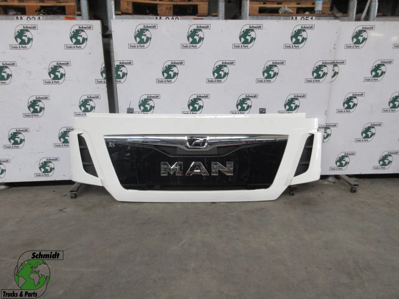 MAN 81.61110-6095//81.61150-0143 81.61110-6081 GRILL MAN TGX EURO 6 - Parrilla para Camión: foto 1 MAN 81.61110-6095//81.61150-0143 81.61110-6081 GRILL MAN TGX EURO 6 - Parrilla para Camión: foto 1