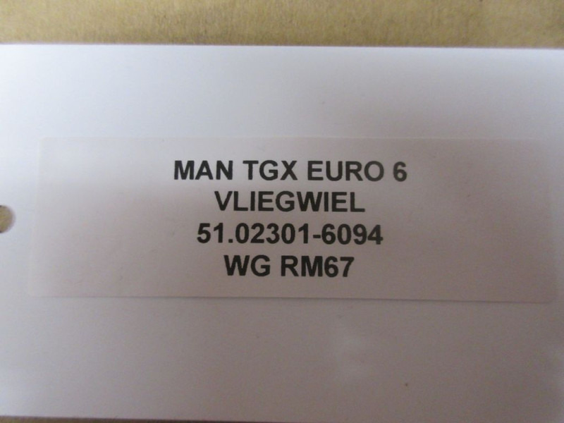 MAN TGX 51.02301-6094 VLIEGWIEL EURO 6 - Volante de inercia para Camión: foto 3 MAN TGX 51.02301-6094 VLIEGWIEL EURO 6 - Volante de inercia para Camión: foto 3