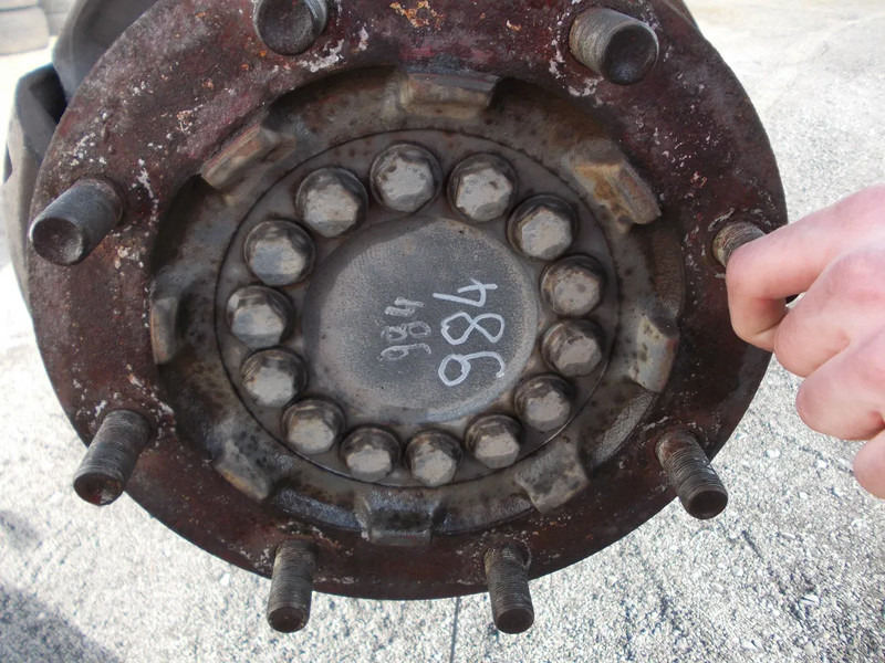 Mercedes-Benz F-5,3/C19,5 730.076 A 601 584 51 24 // A 000 330 10 00 VOORAS BENZ 1221 EURO 6 - Eje delantero para Camión: foto 5 Mercedes-Benz F-5,3/C19,5 730.076 A 601 584 51 24 // A 000 330 10 00 VOORAS BENZ 1221 EURO 6 - Eje delantero para Camión: foto 5