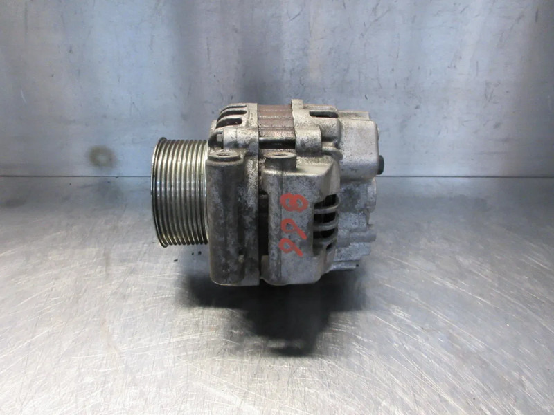 Scania 2398368 // 1888010 // 570887 DYNAMO SCANIA S 450 NGS EURO 6 SERIE - Alternador para Camión: foto 3 Scania 2398368 // 1888010 // 570887 DYNAMO SCANIA S 450 NGS EURO 6 SERIE - Alternador para Camión: foto 3