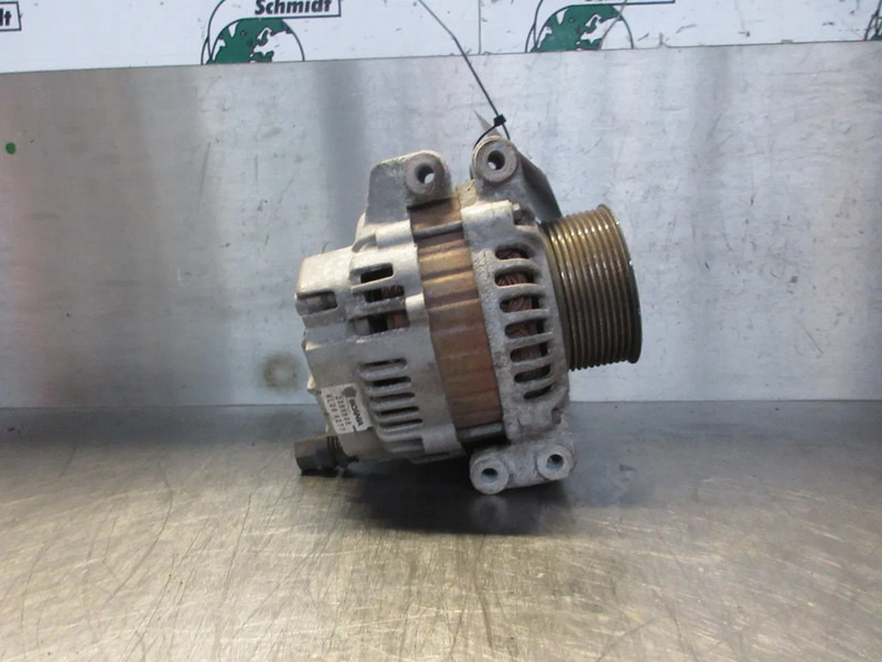 Scania 2398368 // 1888010 // 570887 DYNAMO SCANIA S 450 NGS EURO 6 SERIE - Alternador para Camión: foto 5 Scania 2398368 // 1888010 // 570887 DYNAMO SCANIA S 450 NGS EURO 6 SERIE - Alternador para Camión: foto 5