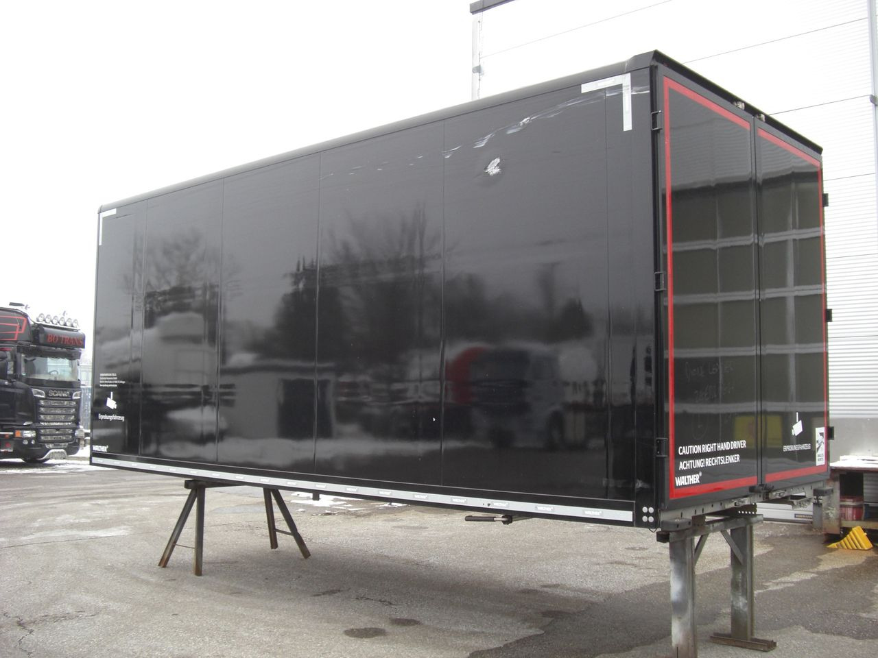 Walther Kofferaufbau neuwerig für MAN 12-15T aus 2020 - Caja cerrada: foto 1 Walther Kofferaufbau neuwerig für MAN 12-15T aus 2020 - Caja cerrada: foto 1