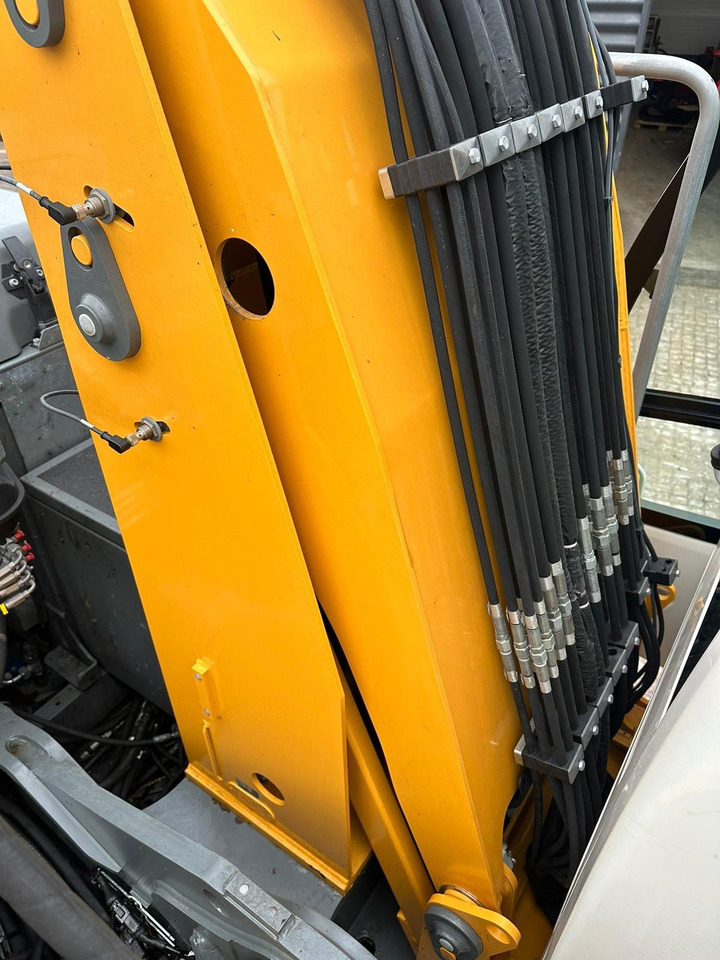 Manipulador de materiales Liebherr LH 30 M: foto 15